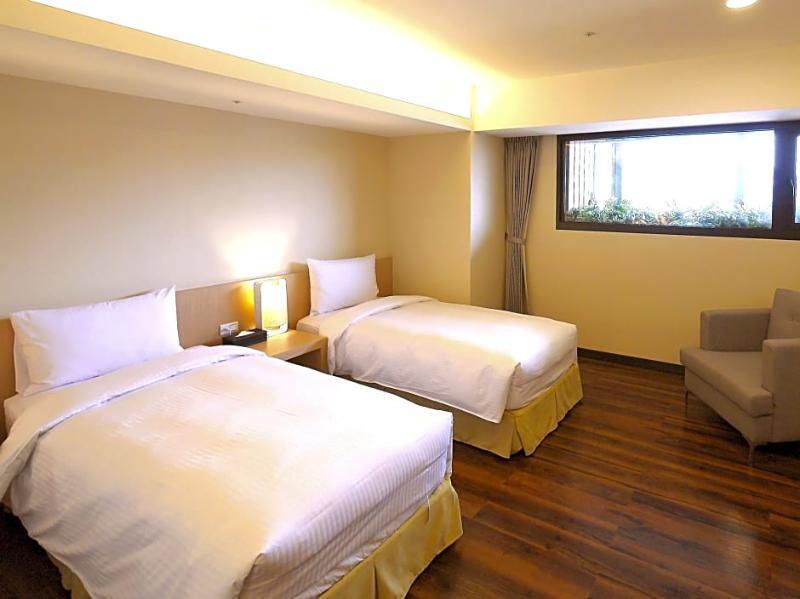 Eastin Taipei Hotel Buitenkant foto